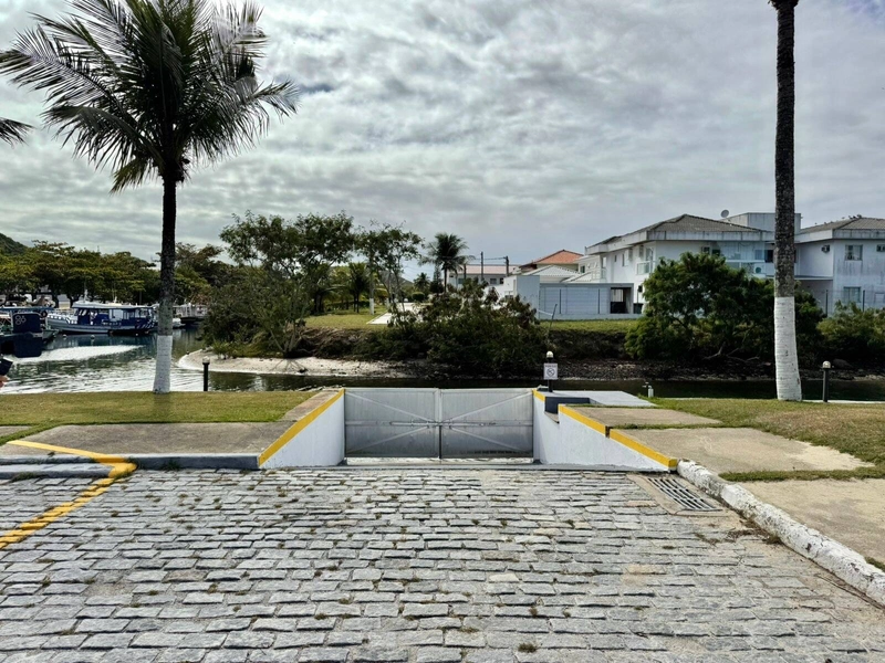 Casa à Venda – 2 Dormitórios Frente Canal Mobiliado: 20ª foto da galeria de imagens do imóvel