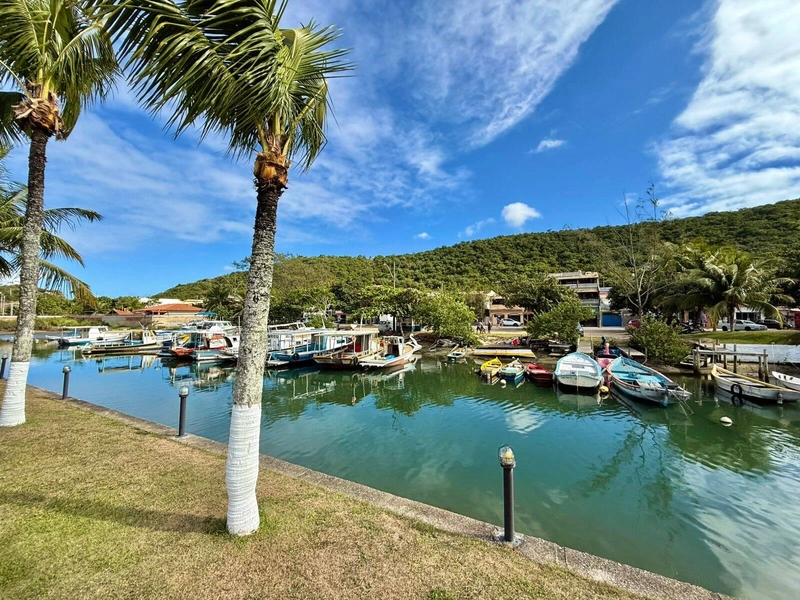 Casa à Venda – 2 Dormitórios Frente Canal Mobiliado: 17ª foto da galeria de imagens do imóvel