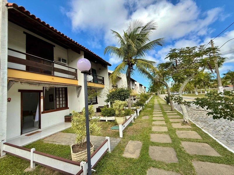 Casa à Venda – 2 Dormitórios Frente Canal Mobiliado: 2ª foto da galeria de imagens do imóvel