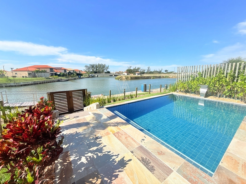 Casa Aretê Búzios no Canal Navegável 4 suítes: 1ª foto da galeria de imagens do imóvel