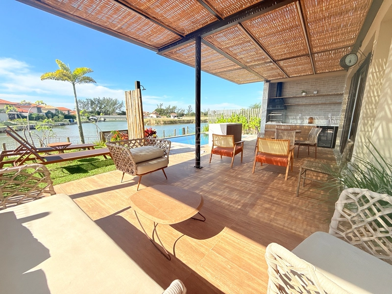 Casa 4 suítes com piscina no canal navegável, Aretê Búzios: 32ª foto da galeria de imagens do imóvel