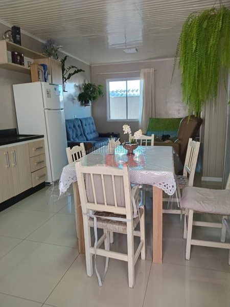 LINDA CASA EM BENTO GONÇALVES RS: 1ª foto da galeria de imagens do imóvel