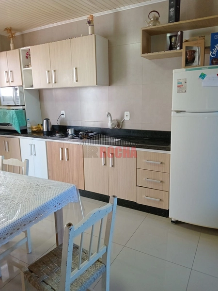LINDA CASA EM BENTO GONÇALVES RS: 3ª foto da galeria de imagens do imóvel