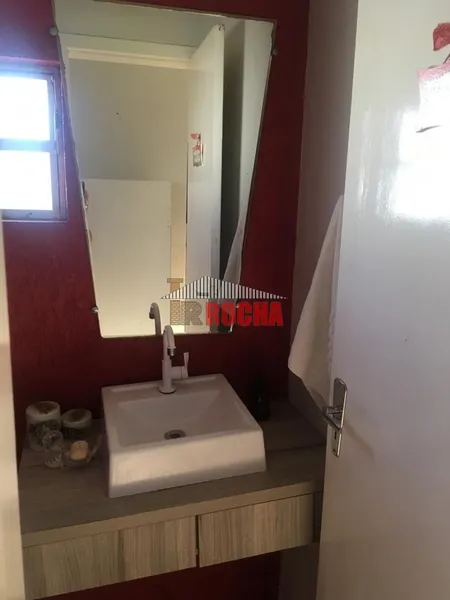 Casa com Piscina a 2 quadras do mar!: 17ª foto da galeria de imagens do imóvel