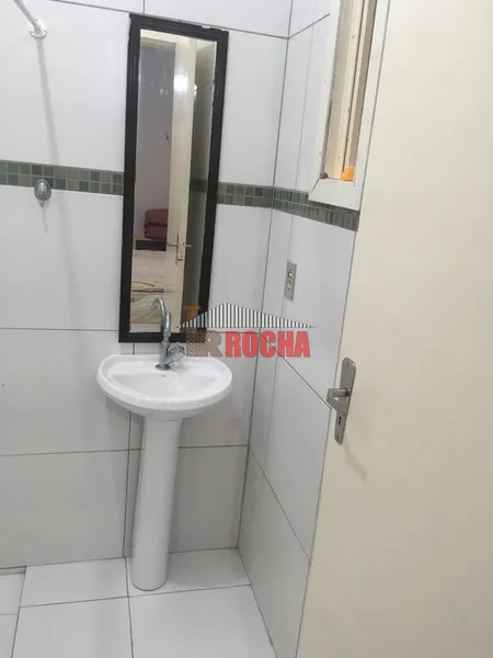 Casa com Piscina a 2 quadras do mar!: 10ª foto da galeria de imagens do imóvel
