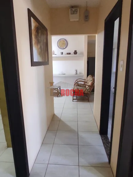 CASA COM LAJE A UMA QUADRA DO MAR!: 18ª foto da galeria de imagens do imóvel