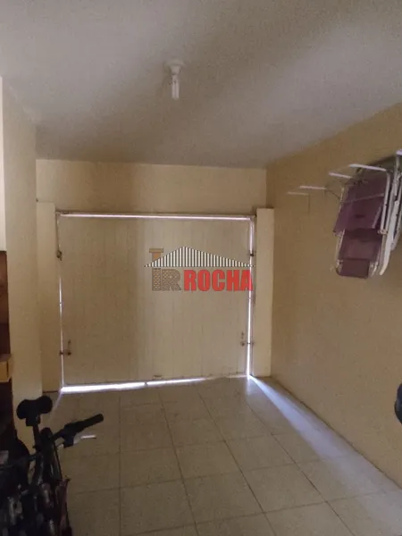 CASA COM LAJE A UMA QUADRA DO MAR!: 10ª foto da galeria de imagens do imóvel