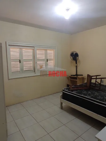 CASA COM LAJE A UMA QUADRA DO MAR!: 14ª foto da galeria de imagens do imóvel