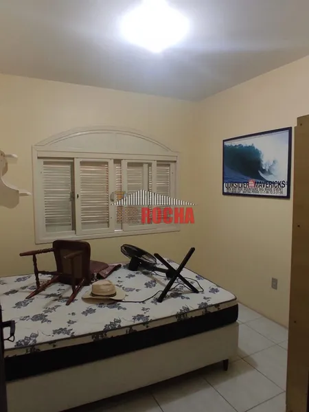 CASA COM LAJE A UMA QUADRA DO MAR!: 16ª foto da galeria de imagens do imóvel
