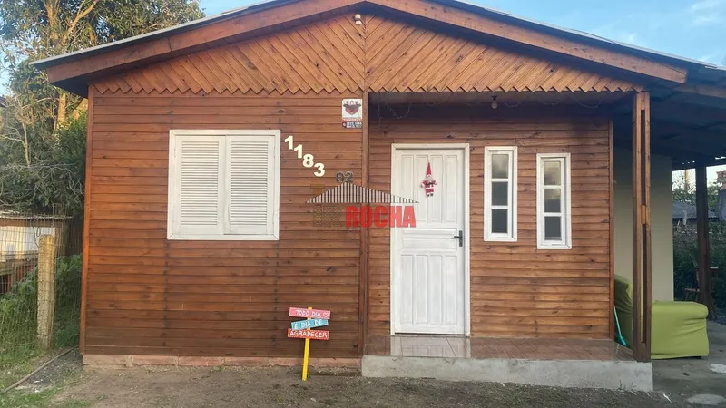 EXCLUSIVO! CASA DE MADEIRA EM PRAIA DE ARROIO TEIXEIRA!: 10ª foto da galeria de imagens do imóvel
