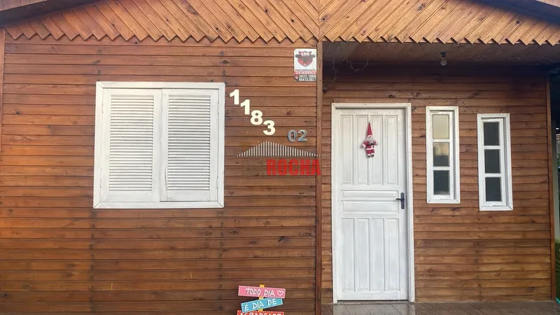 EXCLUSIVO! CASA DE MADEIRA EM PRAIA DE ARROIO TEIXEIRA!: 11ª foto da galeria de imagens do imóvel