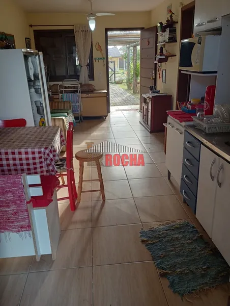 CASA  COM LAJE  A 5 QUADRAS DO MAR EM PRAIA ARROIO TEIXEIRA/CURUMIM!: 11ª foto da galeria de imagens do imóvel