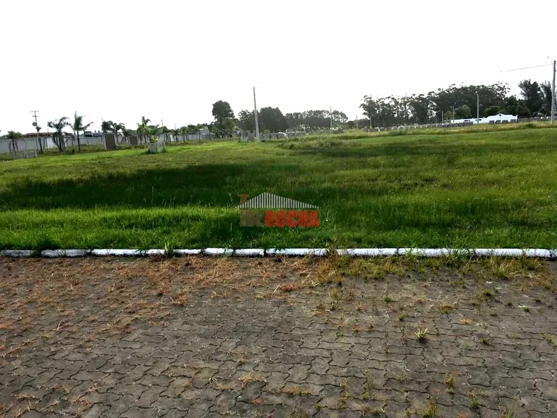 TERRENO EM FRENTE A LAGO EM SOLAR DO ARROIO!: 2ª foto da galeria de imagens do imóvel