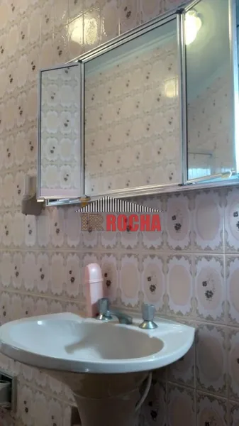 CASA COM AMPLO TERRENO DE ESQUINA 1 QUADRA DO MAR!: 37ª foto da galeria de imagens do imóvel