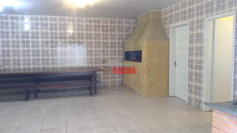 CASA COM AMPLO TERRENO DE ESQUINA 1 QUADRA DO MAR!: 17ª foto da galeria de imagens do imóvel