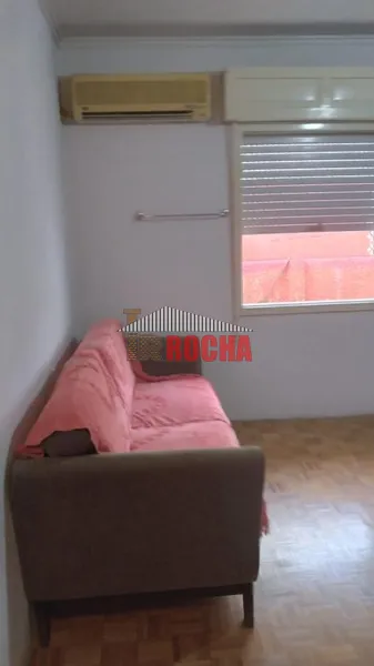 CASA COM AMPLO TERRENO DE ESQUINA 1 QUADRA DO MAR!: 35ª foto da galeria de imagens do imóvel