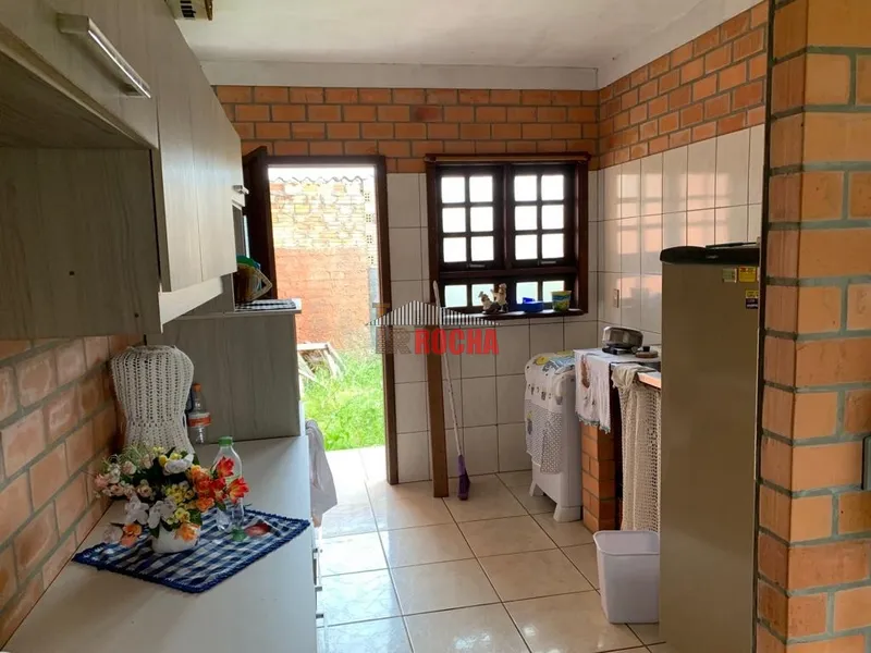 CASA  A POUCOS METROS DO MAR  EM PRAIA ARROIO TEIXEIRA!: 9ª foto da galeria de imagens do imóvel