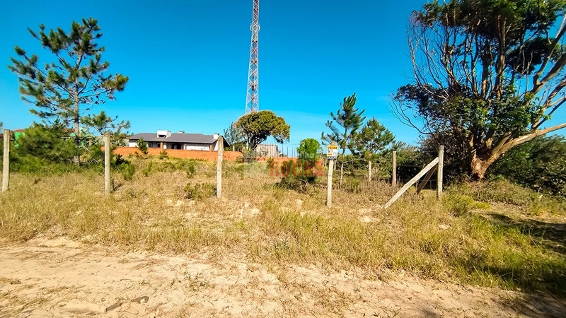 OFERTA! TERRENO A 6 QUADRAS DO MAR EM ARROIO TEIXEIRA!: 2ª foto da galeria de imagens do imóvel