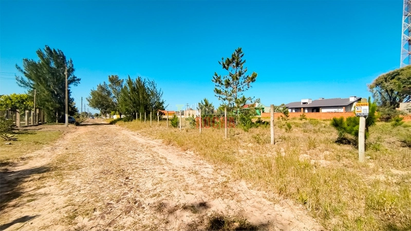OFERTA! TERRENO A 6 QUADRAS DO MAR EM ARROIO TEIXEIRA!: 3ª foto da galeria de imagens do imóvel
