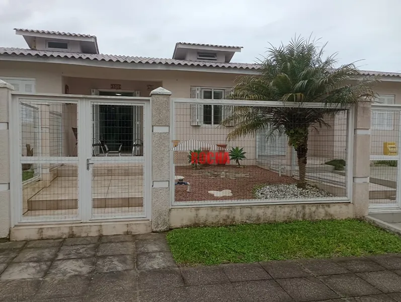 OFERTA! LINDA CASA A 5 QUADRAS DO MAR EM PRAIA DE CURUMIM!: 2ª foto da galeria de imagens do imóvel