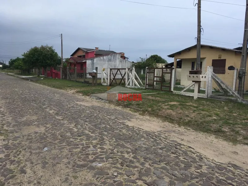 SOBRADO DE AMPLO PÁTIO EM PRAIA DE ARROIO TEIXEIRA!: 25ª foto da galeria de imagens do imóvel