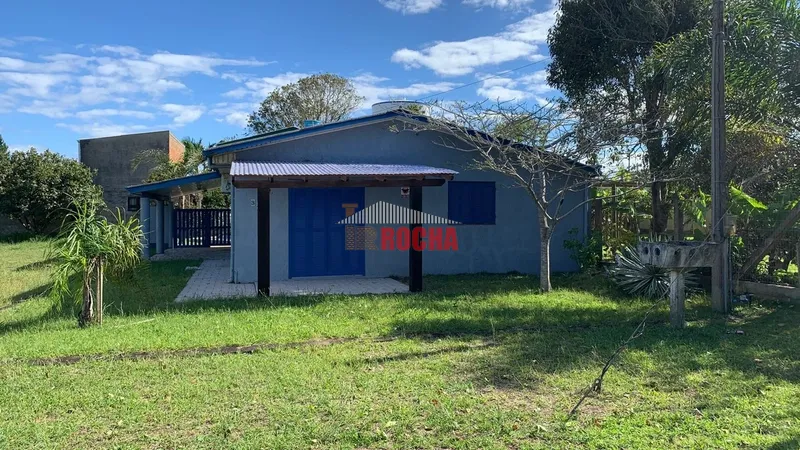 CASA COM PISCINA EM PRAIA ARROIO TEIXEIRA!: 1ª foto da galeria de imagens do imóvel
