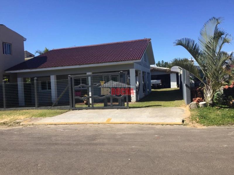 CASA EM PRAIA DE ARROIO TEIXEIRA 50 METROS DO MAR!: 35ª foto da galeria de imagens do imóvel