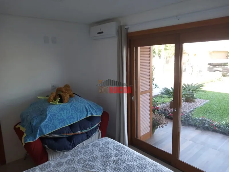 CASA COM PISCINA A POUCOS METROS DO MAR!: 14ª foto da galeria de imagens do imóvel