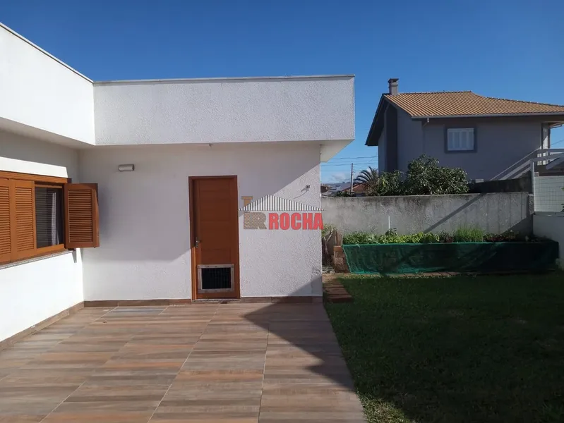 CASA COM PISCINA A POUCOS METROS DO MAR!: 31ª foto da galeria de imagens do imóvel
