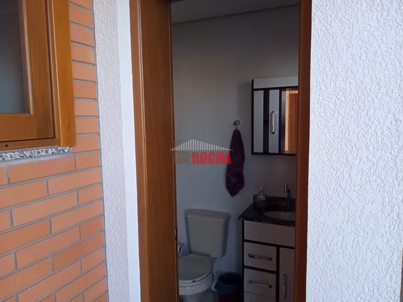 CASA COM PISCINA A POUCOS METROS DO MAR!: 28ª foto da galeria de imagens do imóvel