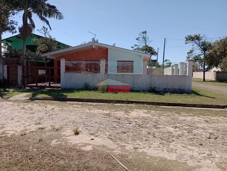 CASA DE ESQUINA COM PISCINA EM PRAIA ARROIO TEIXEIRA!: 25ª foto da galeria de imagens do imóvel