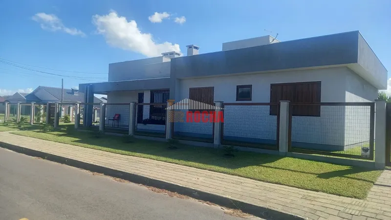 CASA DE ESQUINA EM PRAIA ARROIO TEIXEIRA!: 1ª foto da galeria de imagens do imóvel