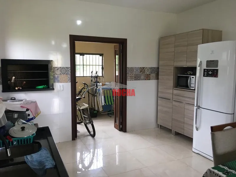 CASA COM AMPLO PÁTIO EM PRAIA DE ARROIO TEIXEIRA!: 5ª foto da galeria de imagens do imóvel