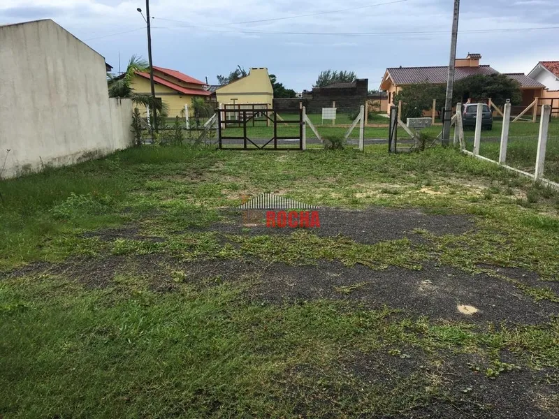 CASA COM AMPLO PÁTIO EM PRAIA DE ARROIO TEIXEIRA!: 9ª foto da galeria de imagens do imóvel