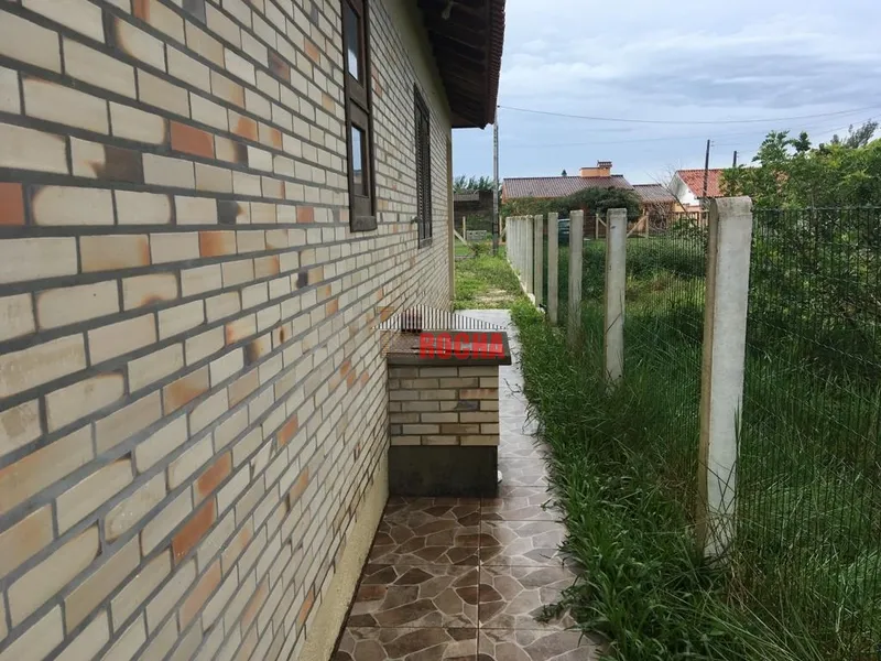 CASA COM AMPLO PÁTIO EM PRAIA DE ARROIO TEIXEIRA!: 11ª foto da galeria de imagens do imóvel