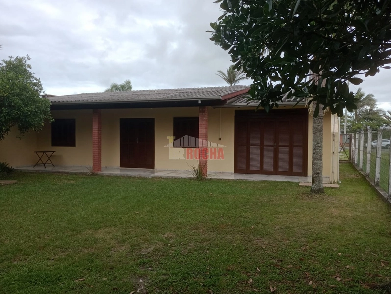 EXCLUSIVIDADE! CASA A POUCOS METROS DO MAR PRAIA ARROIO TEIXEIRA!: 1ª foto da galeria de imagens do imóvel