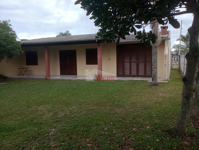 EXCLUSIVIDADE! CASA A POUCOS METROS DO MAR PRAIA ARROIO TEIXEIRA!: 2ª foto da galeria de imagens do imóvel