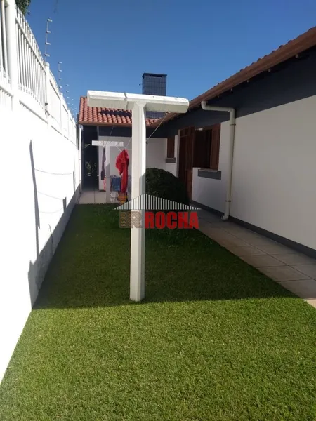 LINDA E AMPLA CASA EM PRAIA DE CAPÃO DA CANOA!: 12ª foto da galeria de imagens do imóvel