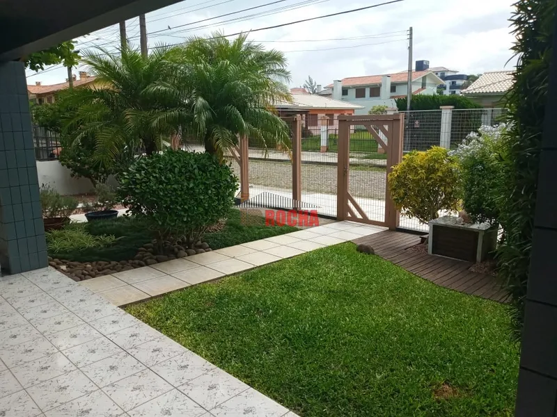 LINDA E AMPLA CASA EM PRAIA DE CAPÃO DA CANOA!: 7ª foto da galeria de imagens do imóvel