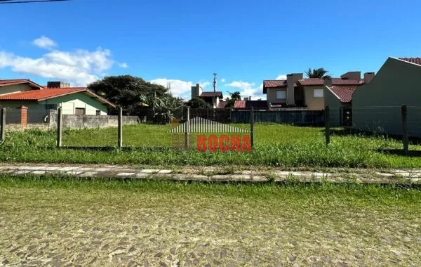 TERRENO RESIDENCIAL EM CAPÃO NOVO!: 5ª foto da galeria de imagens do imóvel