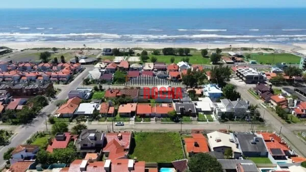 TERRENO RESIDENCIAL EM CAPÃO NOVO!: 1ª foto da galeria de imagens do imóvel
