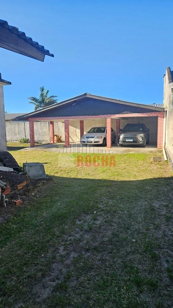 CASA COM AMPLO TERRENO DE ESQUINA EM PRAIA CURUMIM!: 3ª foto da galeria de imagens do imóvel