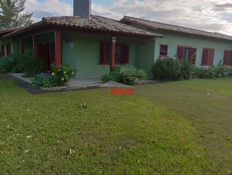 CASA COM PISCINA E DOIS TERRENOS!!: 1ª foto da galeria de imagens do imóvel