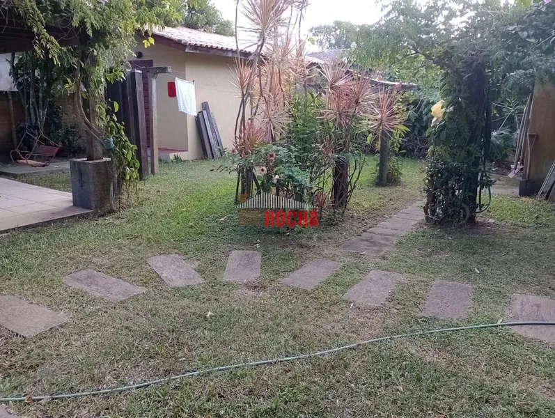 CASA COM PISCINA E DOIS TERRENOS!!: 7ª foto da galeria de imagens do imóvel
