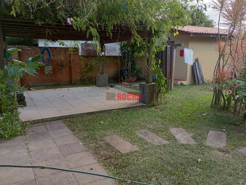 CASA COM PISCINA E DOIS TERRENOS!!: 9ª foto da galeria de imagens do imóvel
