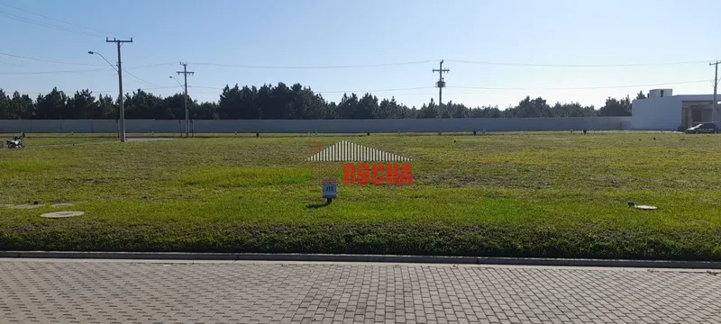 TERRENO EM RUA PRINCIPAL DE CONDOMÍNIO ARENAS!: 1ª foto da galeria de imagens do imóvel