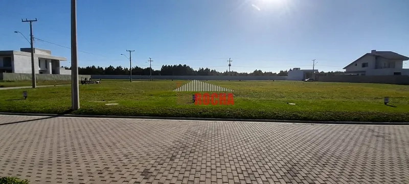 TERRENO EM RUA PRINCIPAL DE CONDOMÍNIO ARENAS!: 8ª foto da galeria de imagens do imóvel
