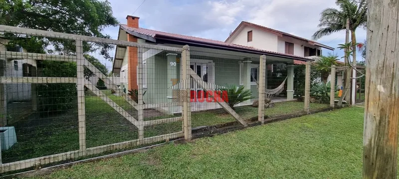 CASA  COM PISCINA PRÓXIMO DO MAR EM ARROIO TEIXEIRA!: 1ª foto da galeria de imagens do imóvel