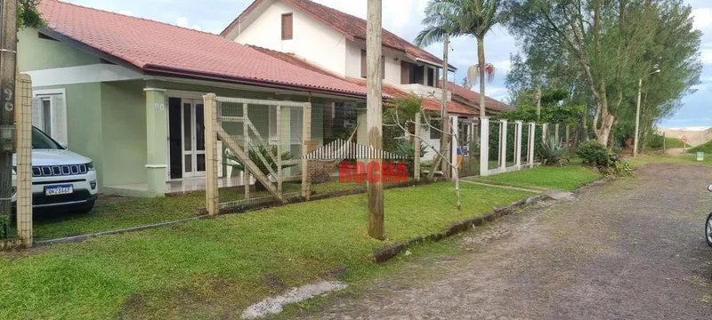 CASA  COM PISCINA PRÓXIMO DO MAR EM ARROIO TEIXEIRA!: 3ª foto da galeria de imagens do imóvel