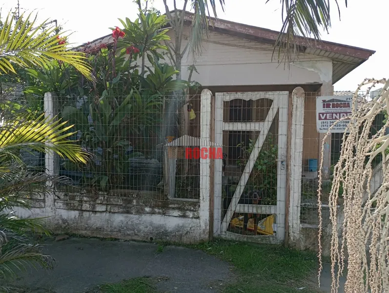 CASA PARA INVESTIMENTO UMA QUADRA DO MAR EM PRAIA ARROIO TEIXEIRA!: 1ª foto da galeria de imagens do imóvel